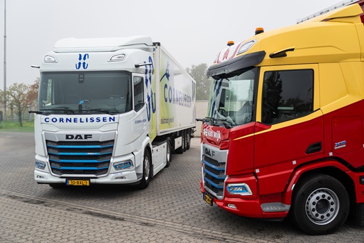 2002-New-Generation-DAF-Electric-Customer-Field-Test-Trucks